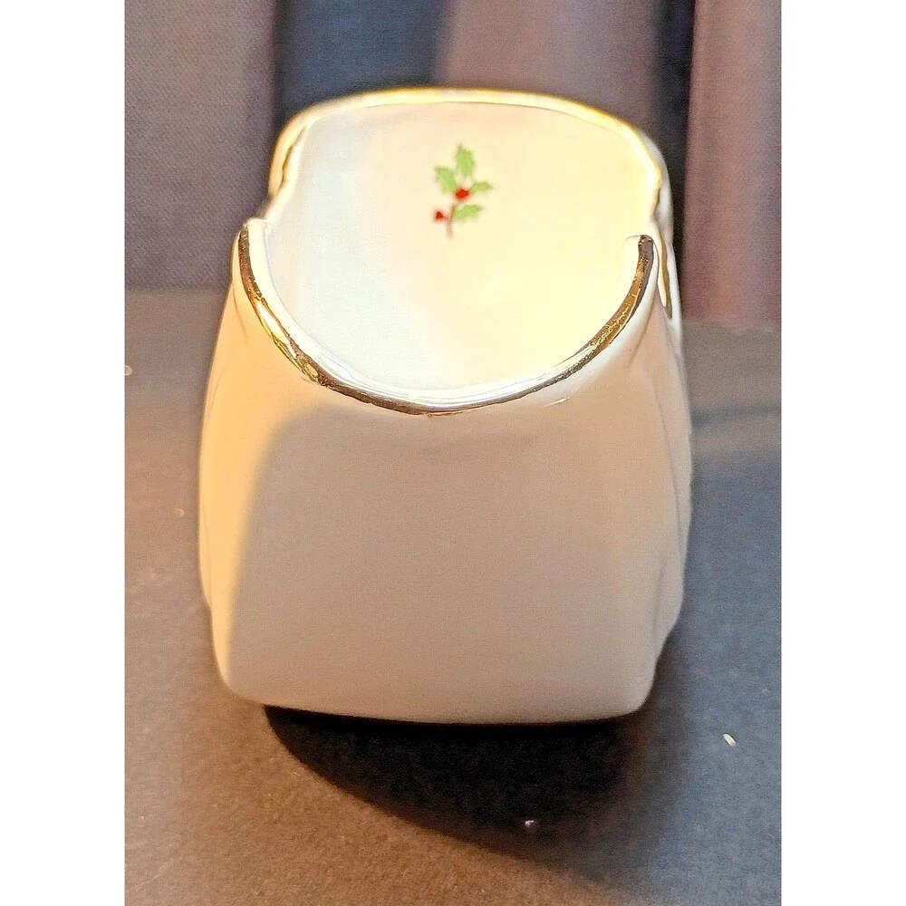 Vintage Holiday Hostess Christmas Sleigh Gravy Boat Gold Trim Japan Collectible